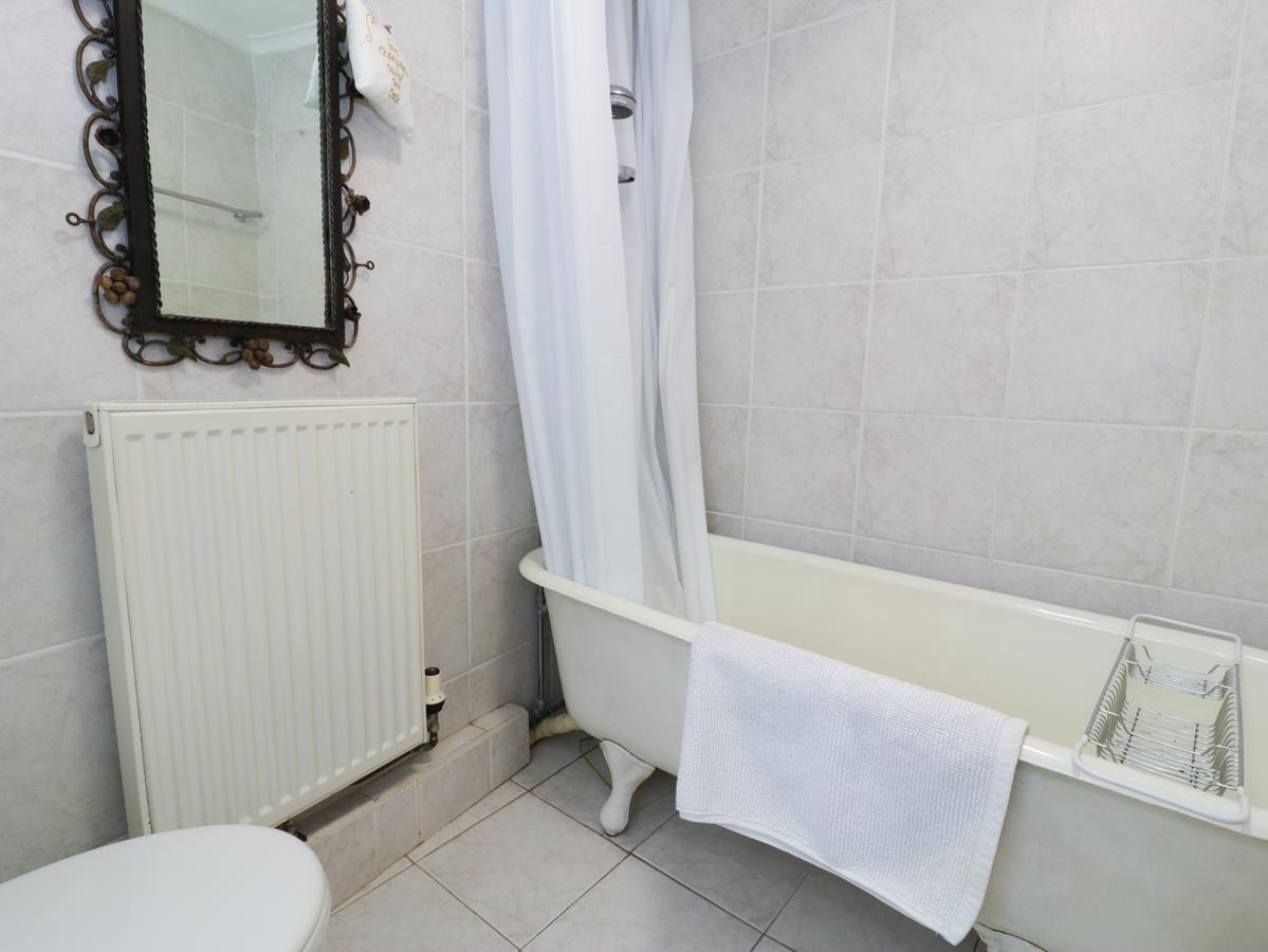 19A Kingshead Street Villa Пълхели Екстериор снимка