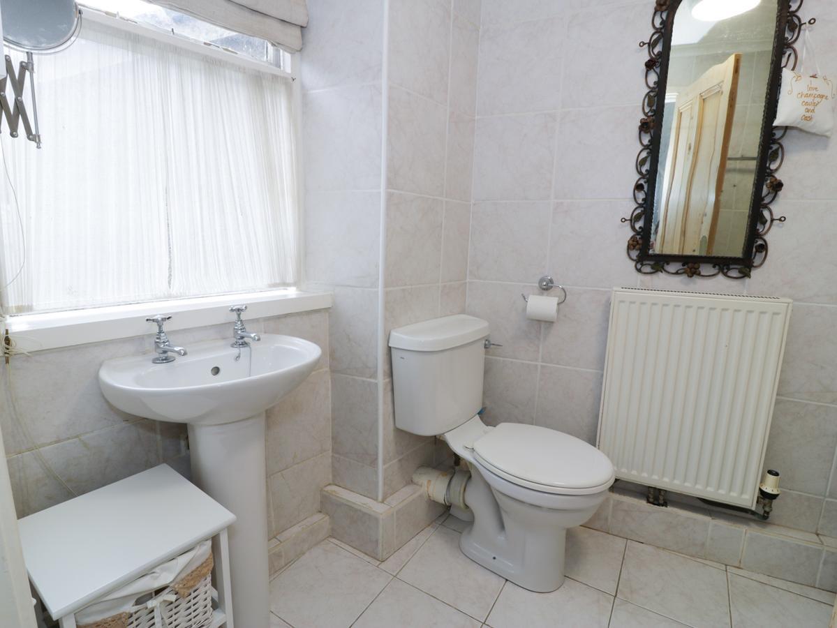 19A Kingshead Street Villa Пълхели Екстериор снимка